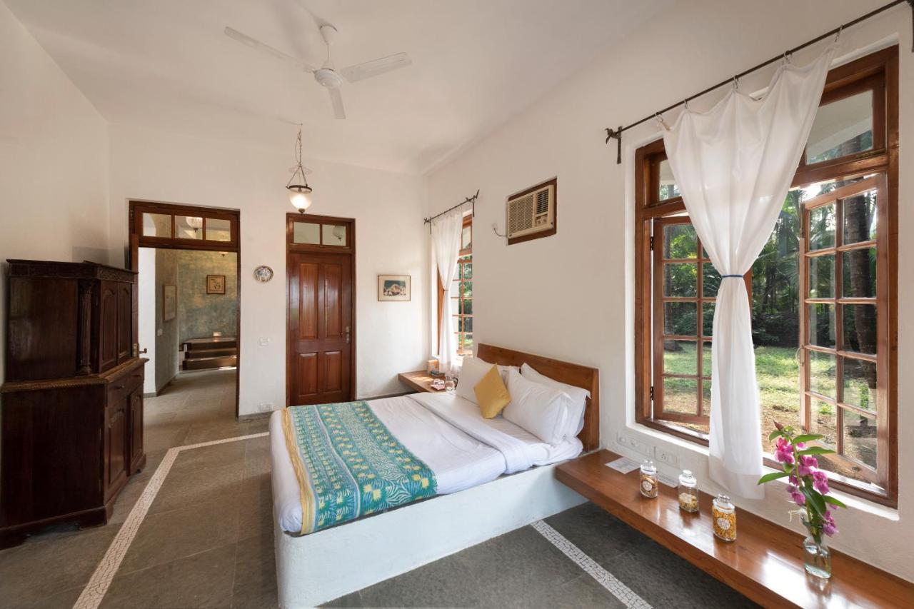 Saffronstays Thalassea, Alibaug - Picturesque Sea-Facing Villa With Colonial Decor Алибаг Екстериор снимка