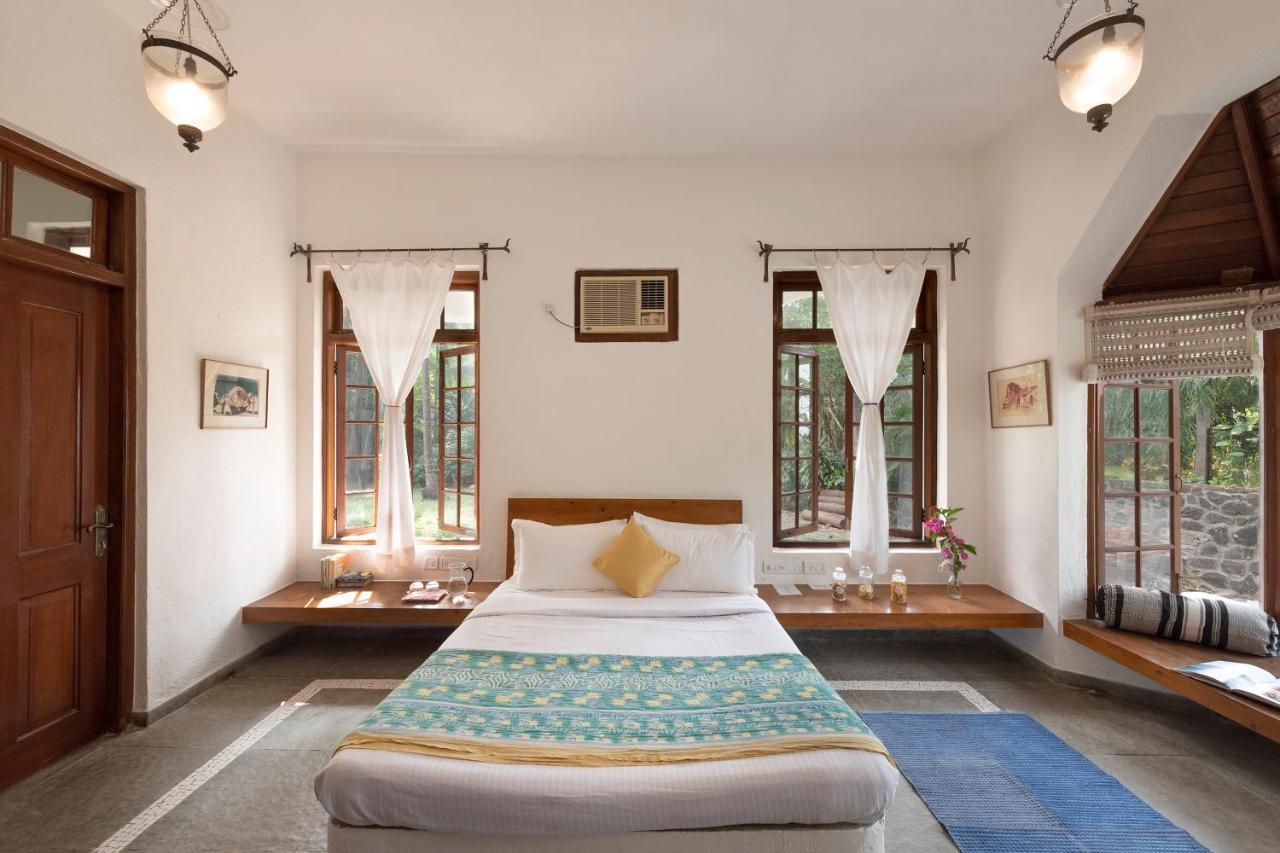 Saffronstays Thalassea, Alibaug - Picturesque Sea-Facing Villa With Colonial Decor Алибаг Екстериор снимка