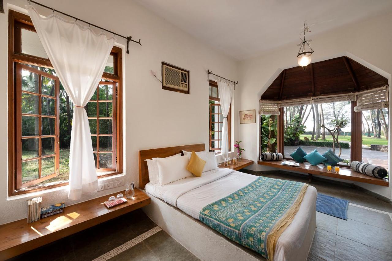 Saffronstays Thalassea, Alibaug - Picturesque Sea-Facing Villa With Colonial Decor Алибаг Екстериор снимка